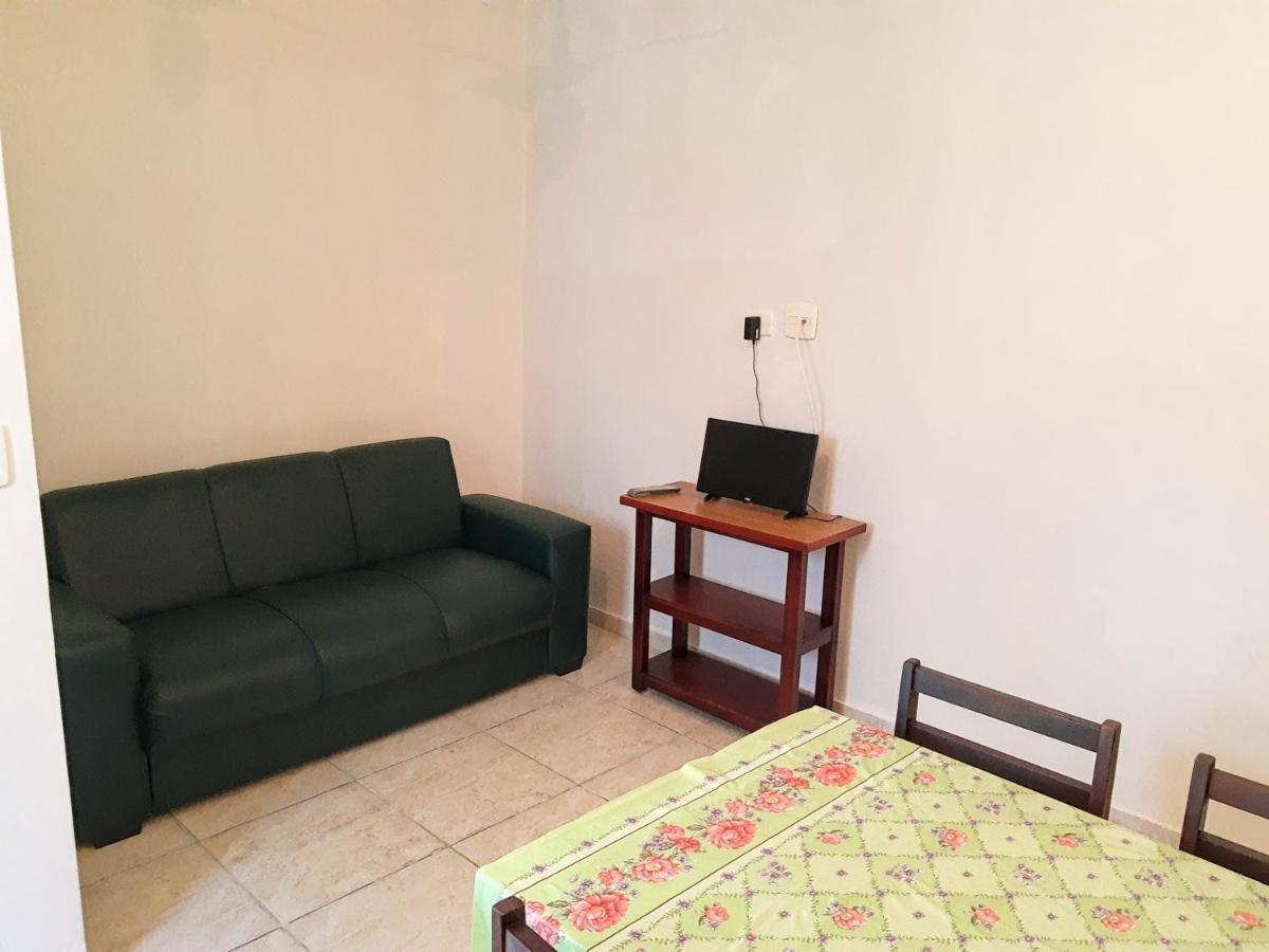 Residencial Amigo Fiel Apartment Ubatuba Exterior photo